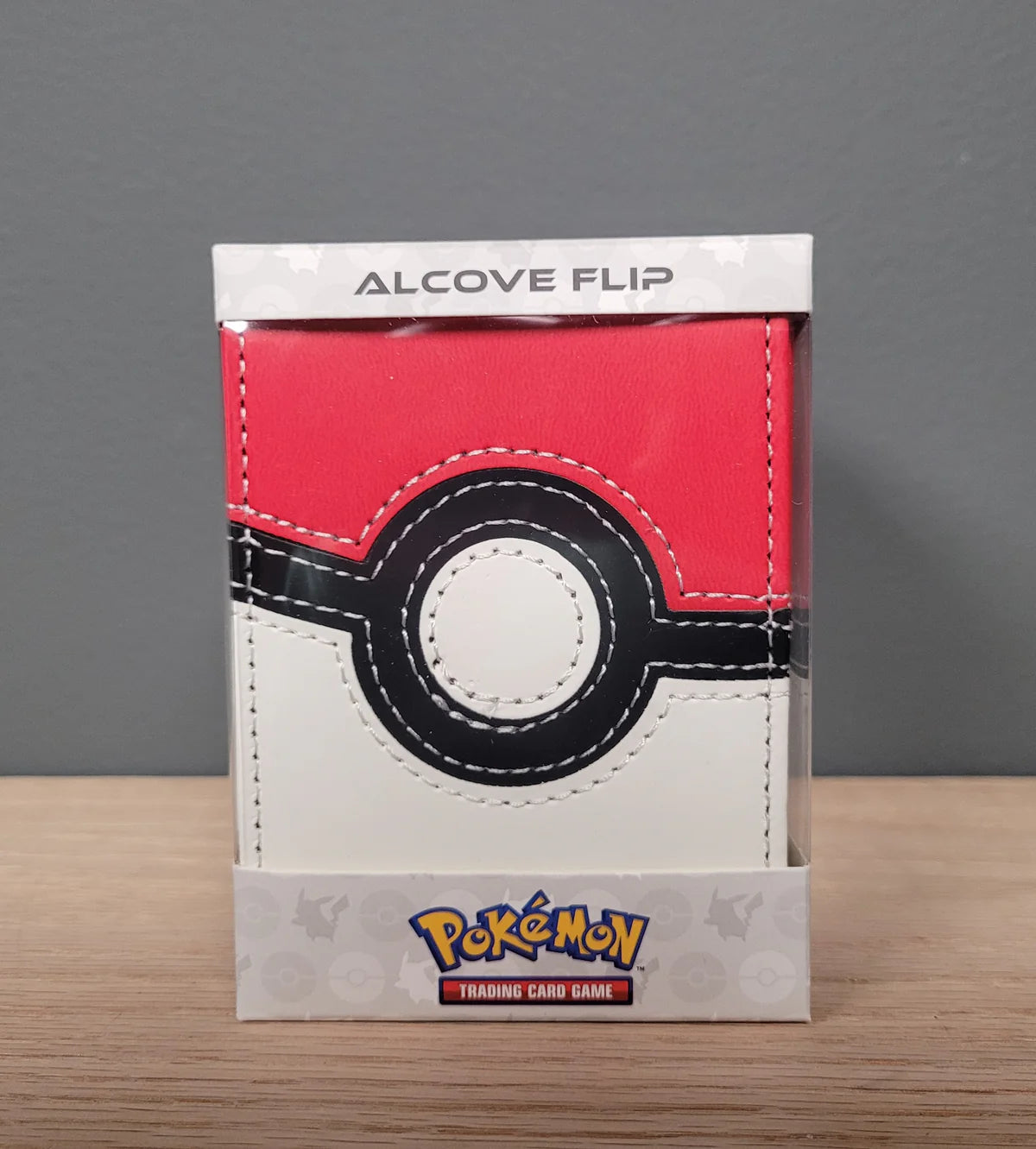 Pokebola Deckbox Alcove Flip