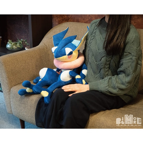 ¡Más Grande! Peluche Extra Grande de Greninja