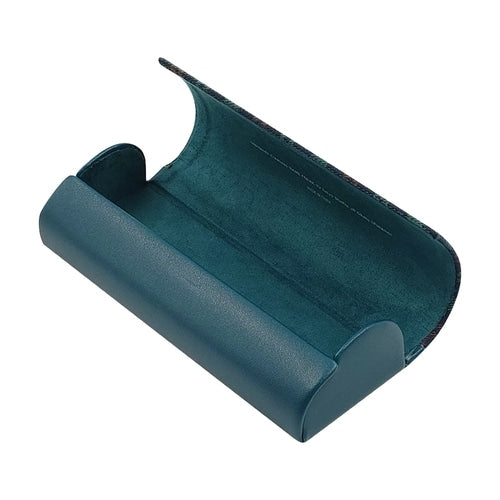 Feline Check Glasses Case -Sprigatito
Otros artículos diversos