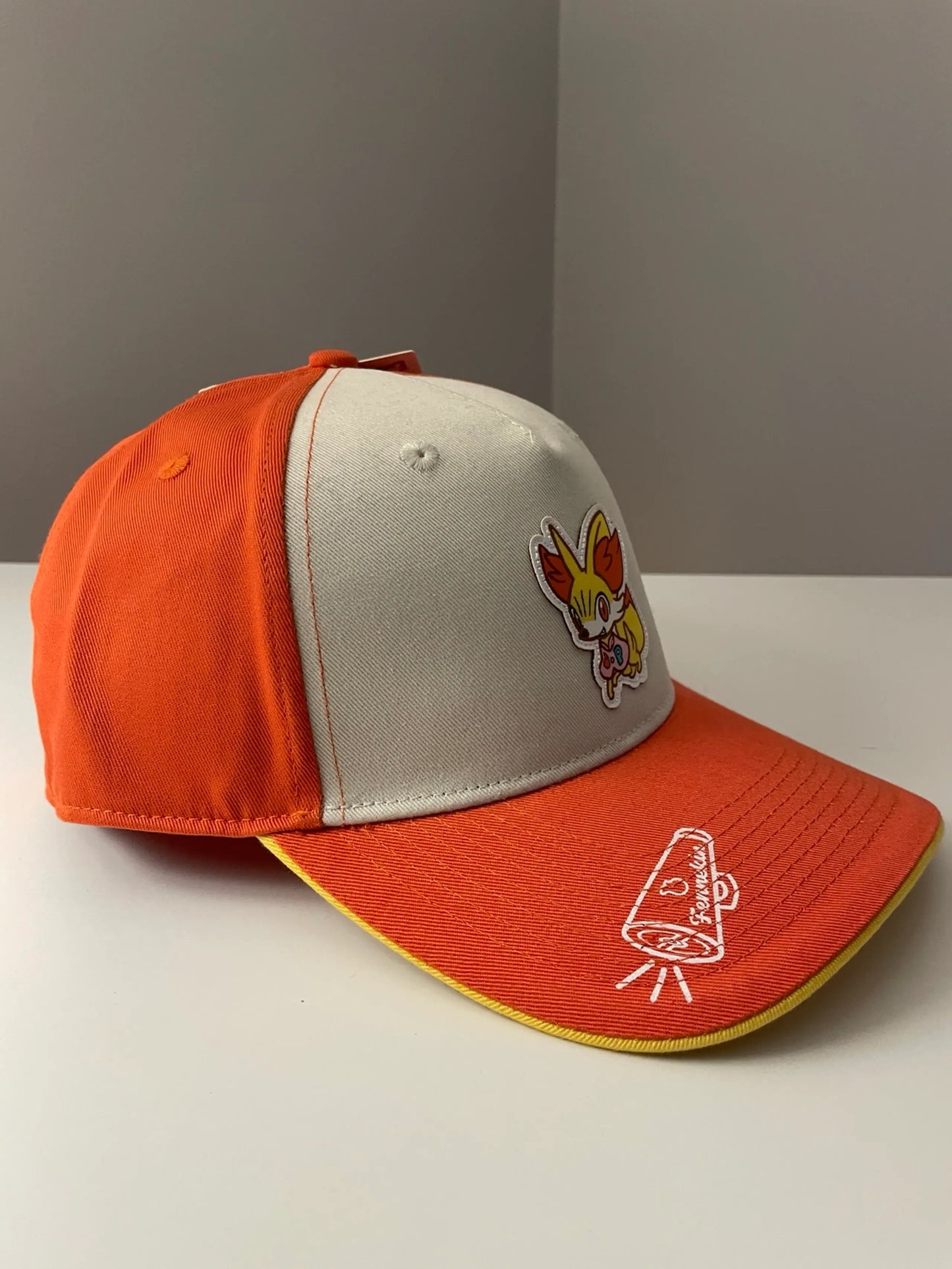Gorra Mundial Anaheim 2025 Fennekin