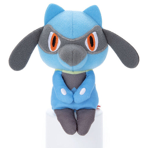 Chokkori-san Riolu Sentado