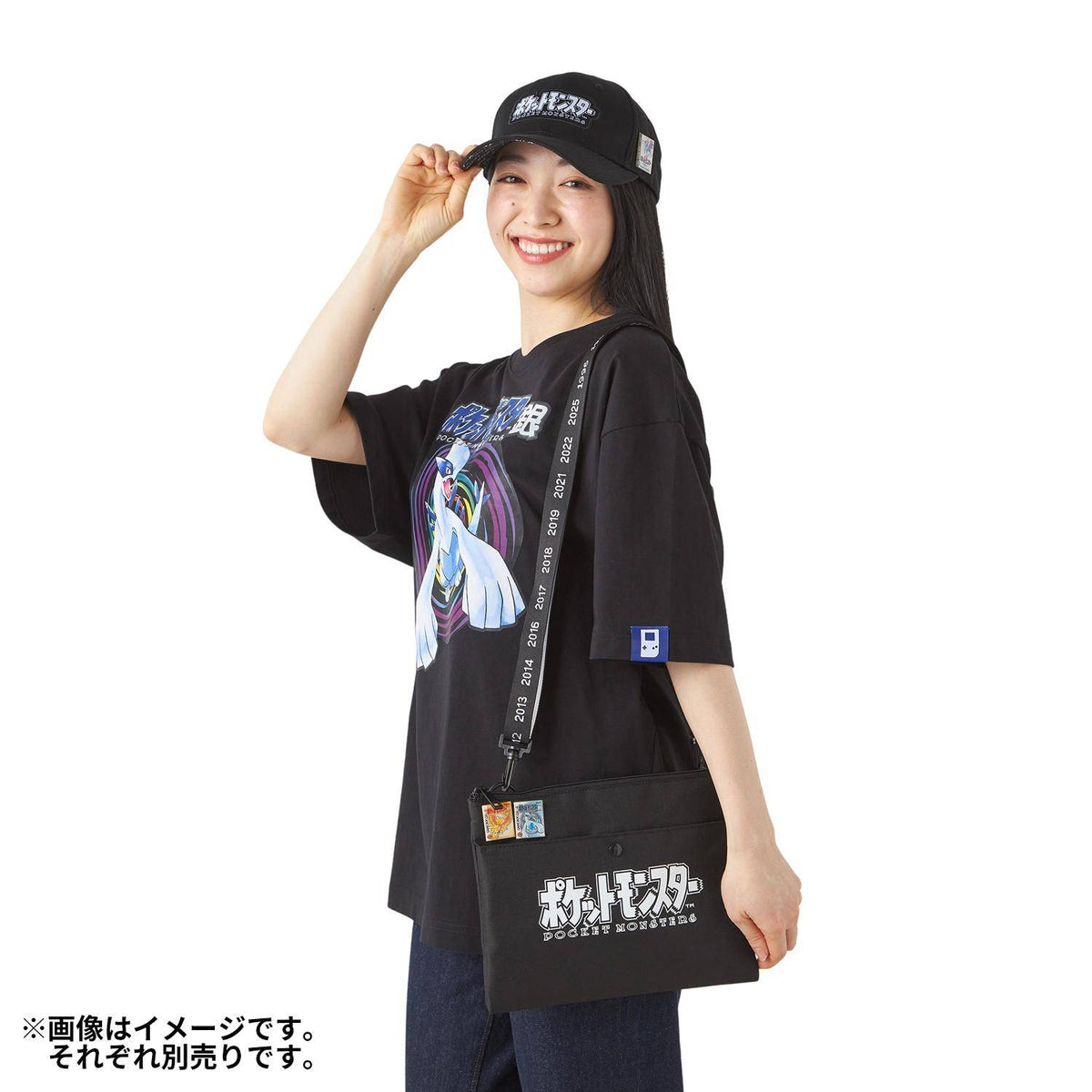 Bolso Sacoche Pocket Monsters Collection 1996–2025
